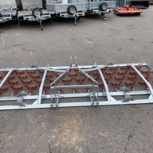 Galvanized folding Steel Jarmet Chain Harrows .
4 metre laid out harrows, Manual folding allows for ease of transportation, Toothed side and smoothed side chains, Please contact mark on 07710637078 or Allan Grant 07743 199174 for further information.