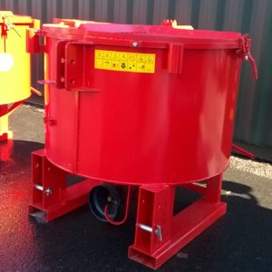 FOR SALE!! JARMET PAN MIXER. Pto driven with three point linkage, has pallet fork slots for loader mounting, comes with discharge Shute and Pto. 0.6 cubic meter hopper capacity. Enquiries call Mark on 07710637078 or Allan Grant 07743 199174.
