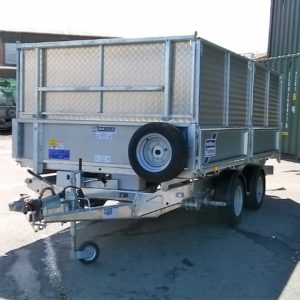 Ifor Williams TT3621 Hydraulic Tipper, 3500kg Unladen weight 900kg, 6ft 5" x 12ft bed, Fitted with battery charging system, Accessories fitted to this trailer include, Removable Solid mesh side kit, Skid storage rails, For more information please call Mark on 07710 637078 or 01463 248268 Delivery possible