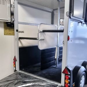 New Ifor Williams HB511 in Silver, 2700kg Built to travel 2 x 17.2hh horses, complete with sliding windows, Full range of accessories available, For more details contact Mark on 07710 637078 or 01463 248268
