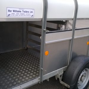 Ifor Williams P8g Livestock trailer 4ft Headroom 1400kg, Build Date Oct 2020, Very good condition , comes complete with rear loading gates, Internal division & spare wheel, fully serviced by our workshop and ready to work For more information contact Mark on 07710 637078 or 01463 248268