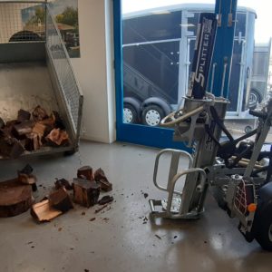  Ifor Williams Log Splitter. Fully galvanized including splitting column & head, 25 tonne splitting force, 600mm max log length, can split logs in horizontal or vertical position, coupled to a Honda CX200 engine.  Accessories available inc cover, For more information call Mark on 07710 637078 or Allan Grant 07743 199174.