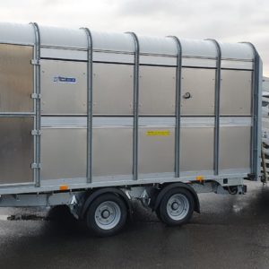 New Ifor Williams DP120 12ft x 6ft Stockbox, 3500kg , De-mountable Stockbox, Complete with Easyload Deck System, sumptank kit, Rear loading gates & spare wheel, Internal divisions, Cattle divisions etc all available as shown in pics, For more information please call Mark on 07710 637078 ,Sam on 07522 716854 or Sales on 01463 248268