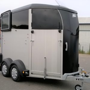 New Ifor Williams HBX506 Black Horsebox , Complete With Internal Padding & Wheel trims , Stalled for 2 x 16.2hh Accessories available inc Alloy Wheel, Awning, Tackpack etc For more details & prices please contact Mark on 07710 637078, Sam on 07522 716854 or Sales on 01463 248268 phone calls only no messages will be answered.

Available to view at Inverness & Inverurie Depots.