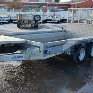 Ifor Williams GX126 Tri-axle Plant Trailers, Complete with full ramp tail , bucket rest & spare wheel, for More details & prices call Mark on 07710 637078, Sam on 07522 716854 or sales on 01463 248268 Phone calls only no messages will be answered.

Available to view at Inverness & Inverurie Depots.