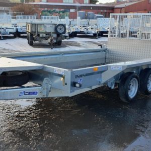 Ifor Williams GX126 Tri-axle Plant Trailers, Complete with full ramp tail , bucket rest & spare wheel, for More details & prices call Mark on 07710 637078, Sam on 07522 716854 or sales on 01463 248268 Phone calls only no messages will be answered