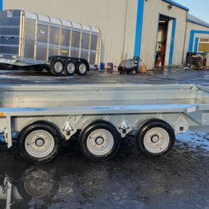 Ifor Williams GX126 Tri-axle Plant Trailers, Complete with full ramp tail , bucket rest & spare wheel, for More details & prices call Mark on 07710 637078, Sam on 07522 716854 or sales on 01463 248268 Phone calls only no messages will be answered