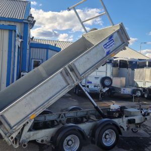 Ifor Williams TT3017 Hydraulic Tipper Trailer 3500kg, Build Date June 2023, Complete with Ladder Rack & Battery charging System & Spare wheel, Fully serviced by our workshop and ready to work, For more details call Mark on 07710 637078, Sam on 07522 716854 or sales on 01463 248268, Messages only through Facebook please 