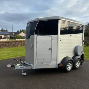 Ex-Demo Ifor Williams HBX506 Horsebox, Build Date 2024, Used for show purposes in as new condition, built for 2 x 16.2hh horses, Fitted with internal padding, Door mounted tackpack, Alloy wheels , Save £1077.00 on new price, full Ifor Williams 12mth Warranty and Datataged, for more information call Mark on 07710 637078 or Sales on 01463 248268.

Available to view at Inverness & Inverurie Depots.

