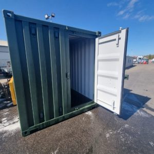 Ex Hire Tri Door 20ft Container , Very Clean Condition , Double door one end and 1 single door other end 
For more information and Delivery if required call Mark on 07710 637078 or Sales on 01463 248268