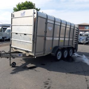 Ifor Williams TA510 14ft Tri- Axle Stockbox, 3500kg build date 2020, Complete with easyload deck system, 2 internal sheep divisions, large cattle division, extension loading gates, Sumptank kit & spare wheel, fully serviced by our workshop and ready to work For more details call Mark on 07710 637078 or Sales on 01463 248268