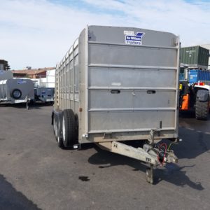 Ifor Williams TA510 14ft Tri- Axle Stockbox, 3500kg build date 2020, Complete with easyload deck system, 2 internal sheep divisions, large cattle division, extension loading gates, Sumptank kit & spare wheel, fully serviced by our workshop and ready to work For more details call Mark on 07710 637078 or Sales on 01463 248268