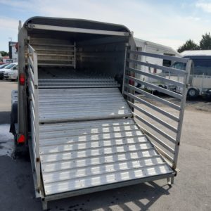 Ifor Williams TA510 14ft Tri- Axle Stockbox, 3500kg build date 2020, Complete with easyload deck system, 2 internal sheep divisions, large cattle division, extension loading gates, Sumptank kit & spare wheel, fully serviced by our workshop and ready to work For more details call Mark on 07710 637078 or Sales on 01463 248268