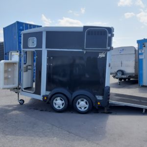  Ifor Williams HB506 Horsebox, in Black Build Date 2015,  built for 2 x 16.2hh horses, Complete with Sliding windows, Haynet Rings ,Alloy Wheels, Door Mounted Tack pack, High level brake light & mesh front storage pocket, Fully service by our workshop and ready to go , for more information call Mark on 07710 637078 or Sales on 01463 248268.