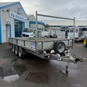Used Ifor Williams LM166 Triaxle Flatbed Trailer with 8ft Alloy Ramps.  Fully serviced in our workshop with Genuine Ifor Williams parts.